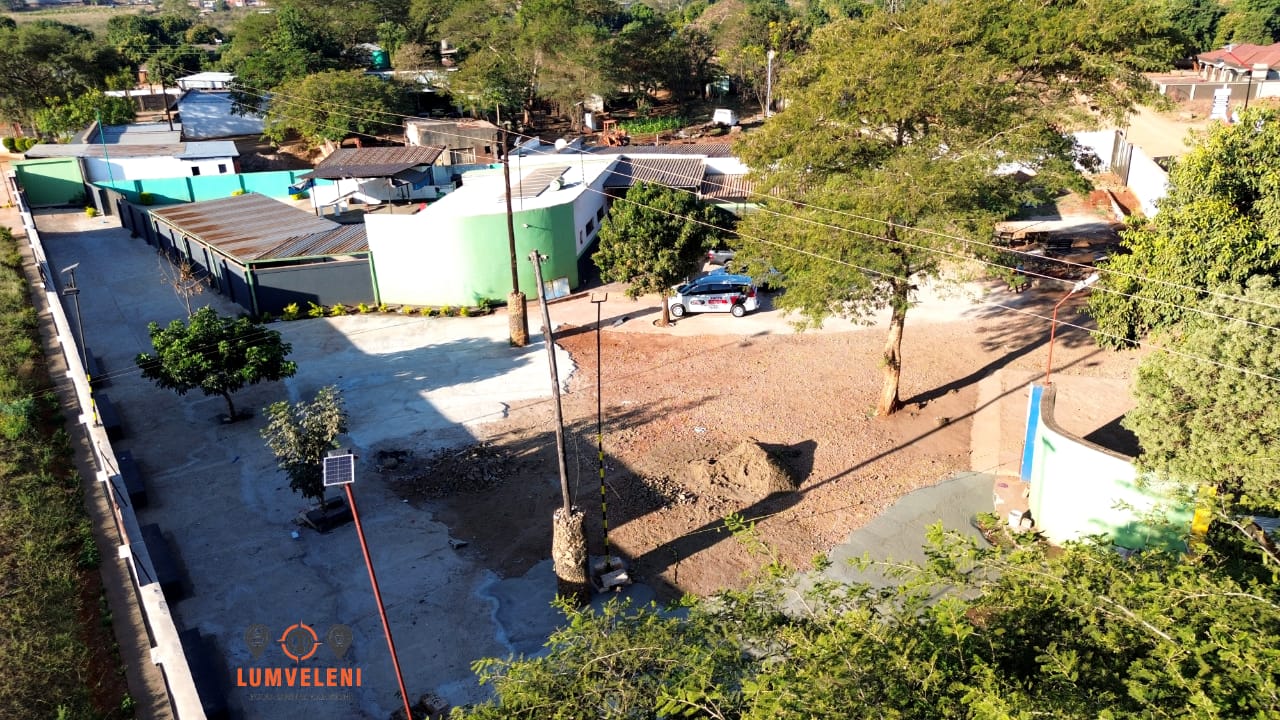 Refreshing drinks and cocktails